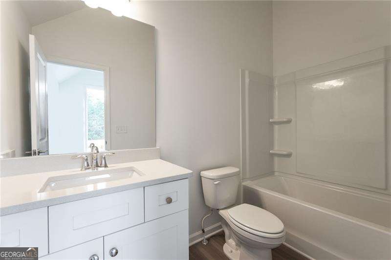 WESTOWN - Residential Lease