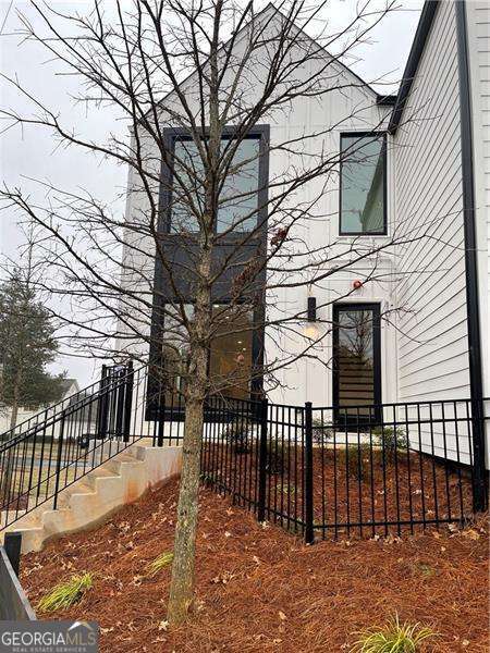 WESTOWN - Residential Lease