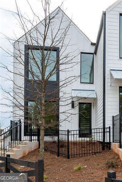 WESTOWN - Residential Lease