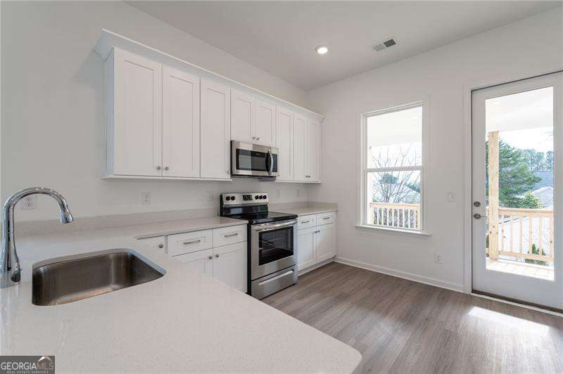 WESTOWN - Residential Lease