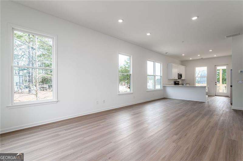 WESTOWN - Residential Lease