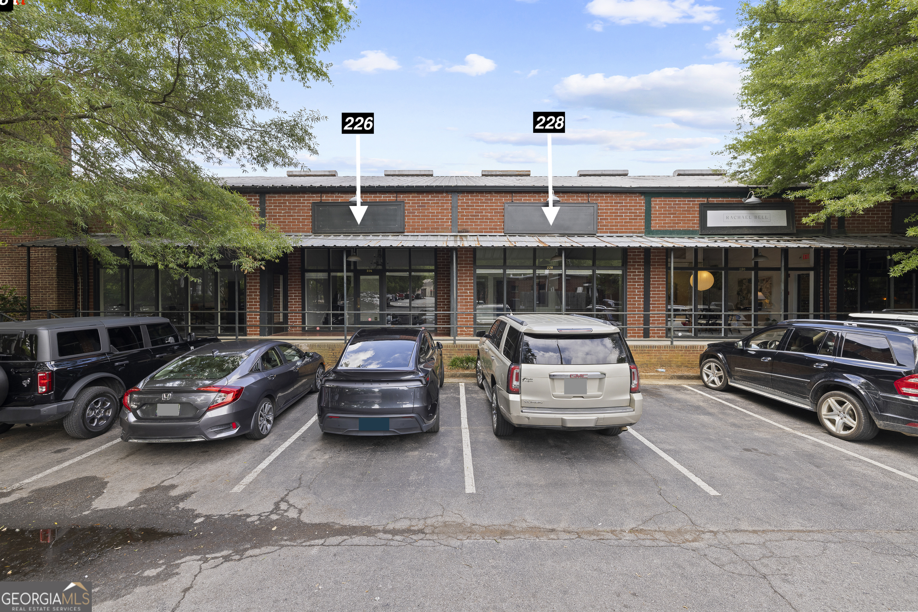 226 & 228 W Washington ST