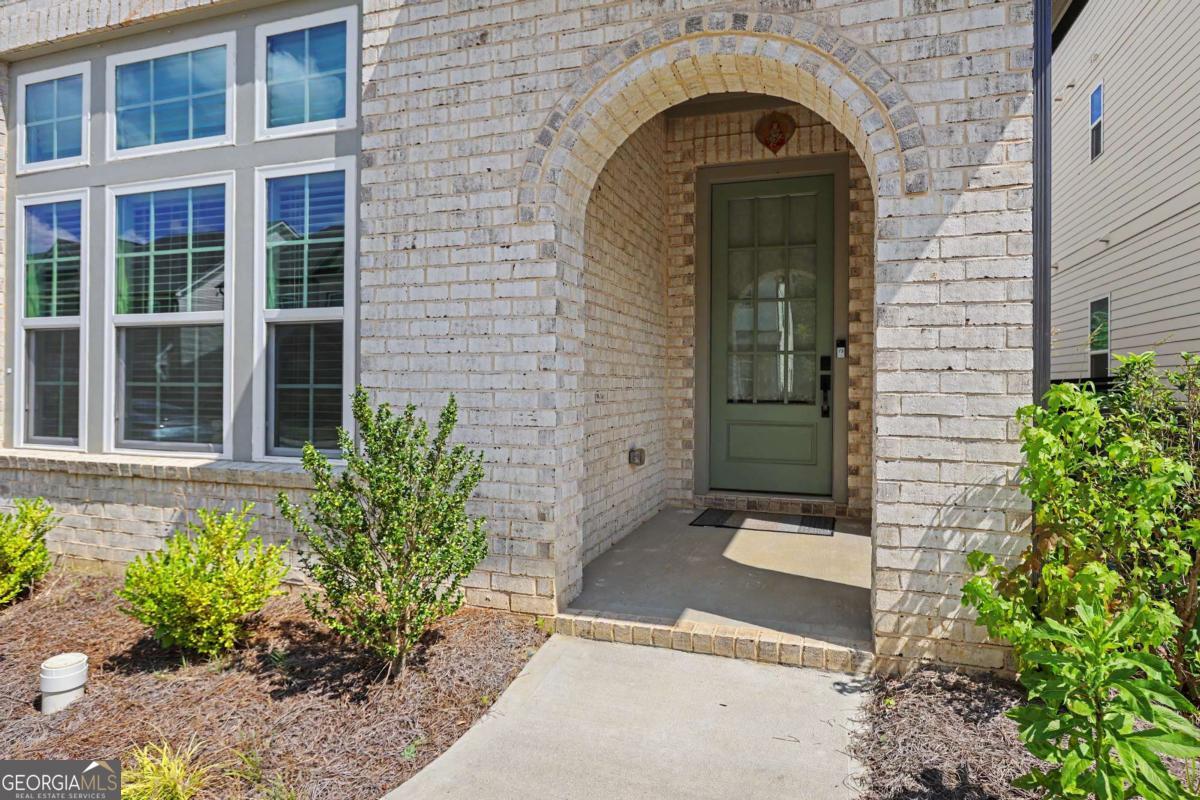 2812 Girard LN