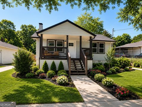 Photo of 1100 Osborne Street SW, Atlanta, GA 30310 (MLS # 10763925)