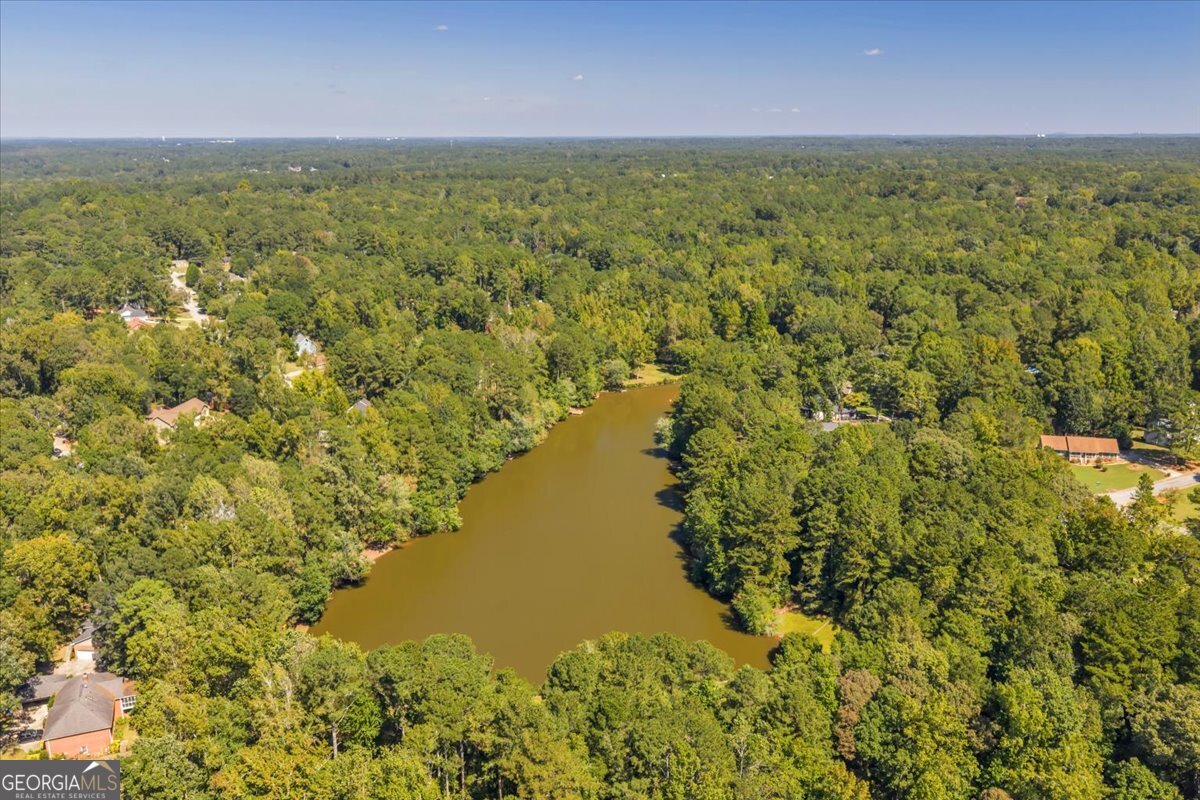 5011 SE West Lake DR