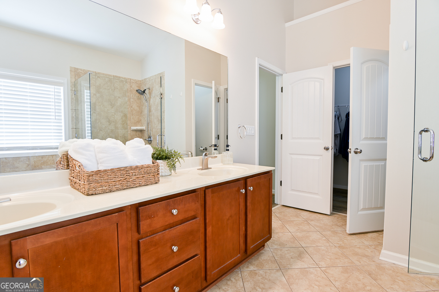 Athens, Georgia 30606, United States, 3 Bedrooms Bedrooms, ,2 BathroomsBathrooms,Residential,Active,205526