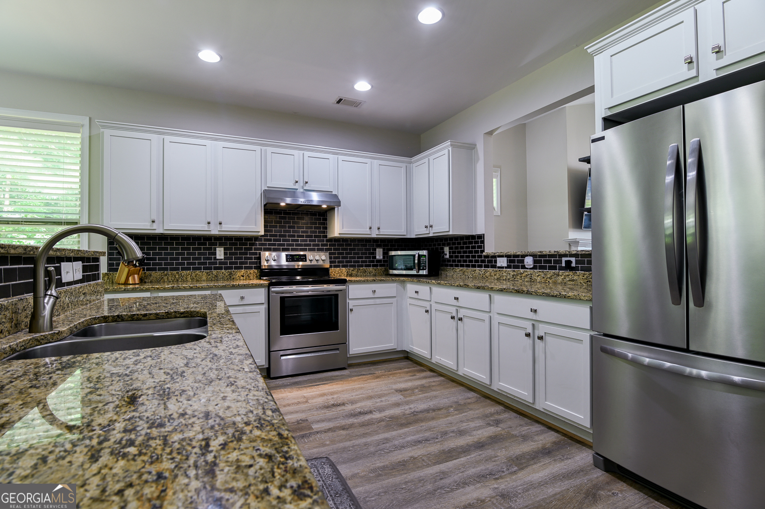 Athens, Georgia 30606, United States, 3 Bedrooms Bedrooms, ,2 BathroomsBathrooms,Residential,Active,205526