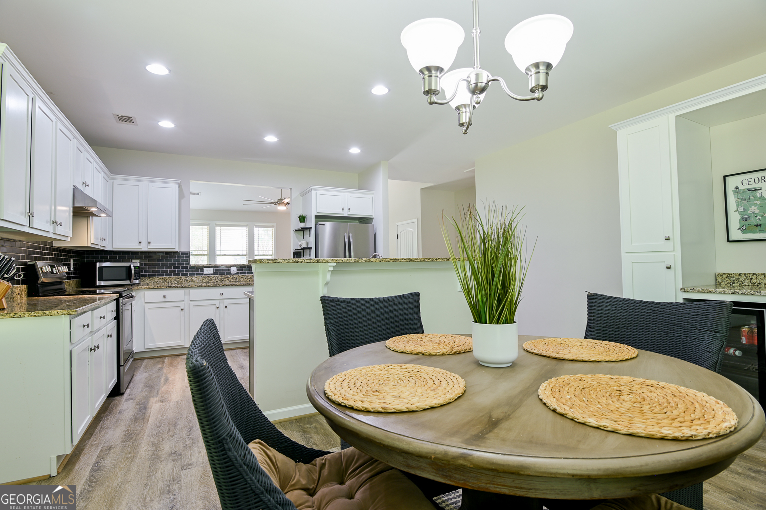 Athens, Georgia 30606, United States, 3 Bedrooms Bedrooms, ,2 BathroomsBathrooms,Residential,Active,205526