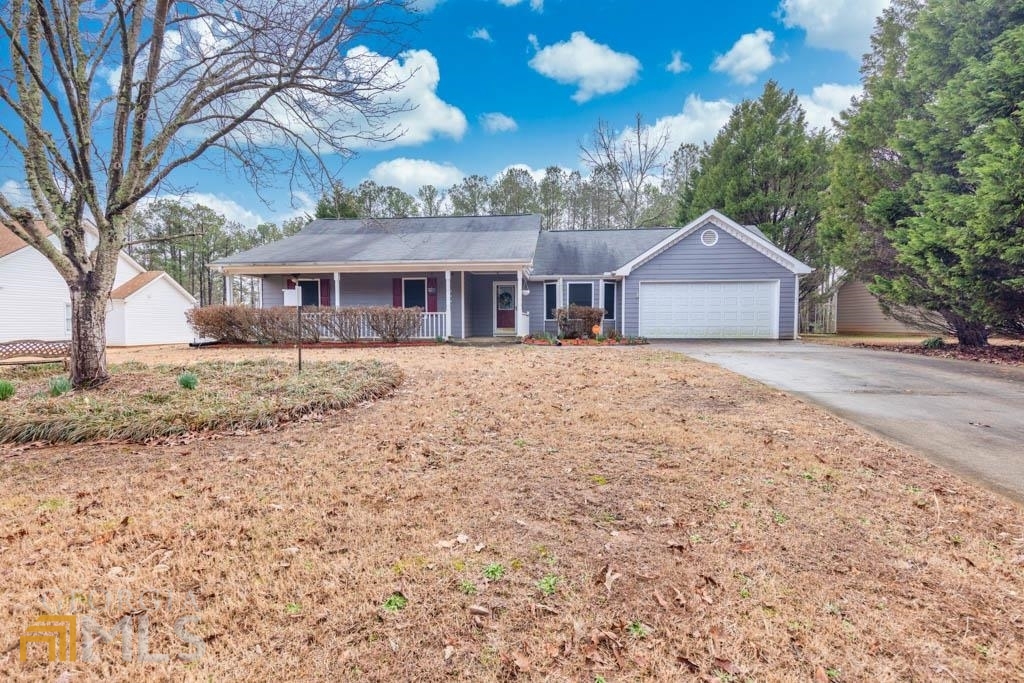3 Bed/2 Bath one level updated ranch in MillCrest! Spacious family room with rock faced fireplace. Dining area with bay window. Updated kitchen and baths. Large laundry/utility room with storage space. Fresh carpet and walk in closets. Huge back yard with storage shed, level yards and garden area. Plenty of room to enjoy the outdoors. Mature landscape and easy access to commuter highways.
