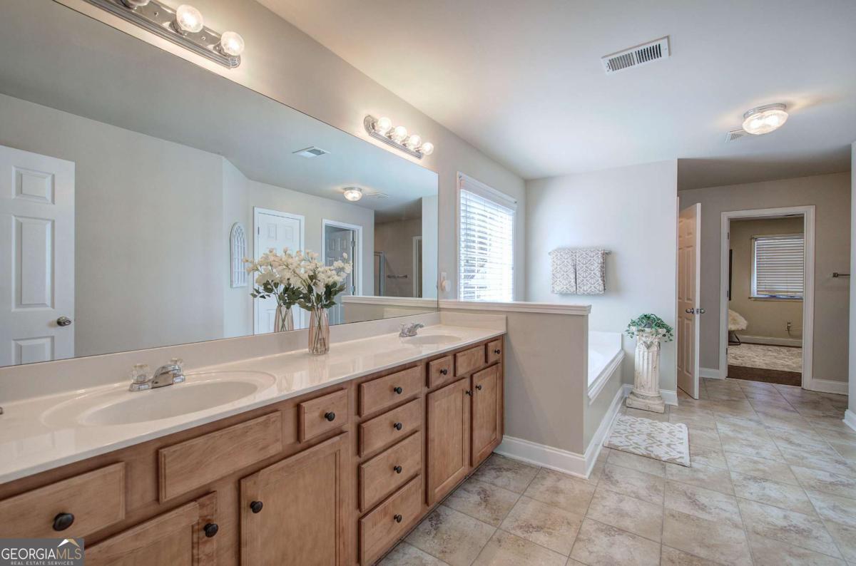 4978 Arbor View PKWY NW