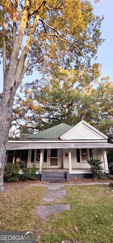 A home in Union City