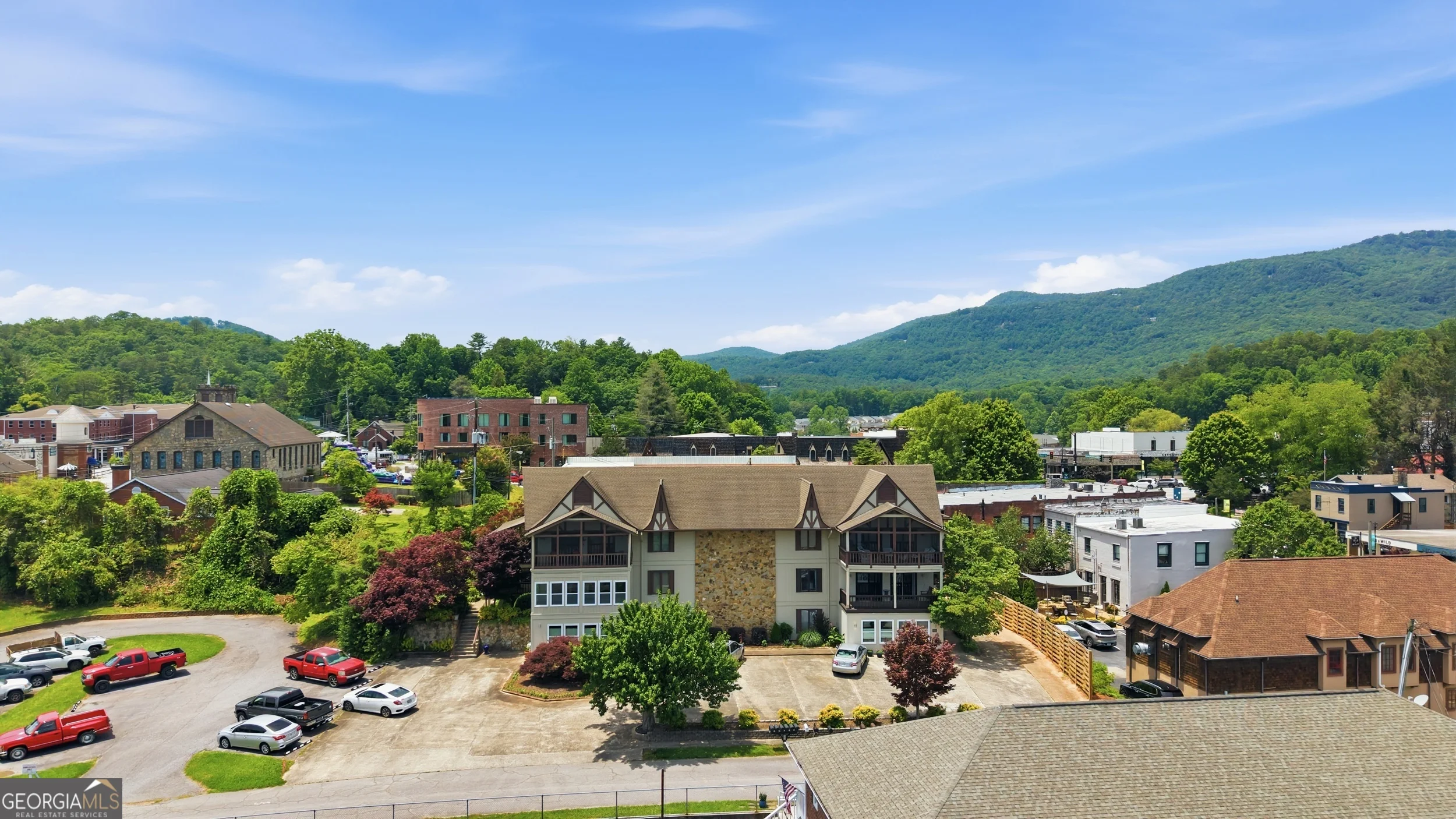 20 Mill Street Unit 3