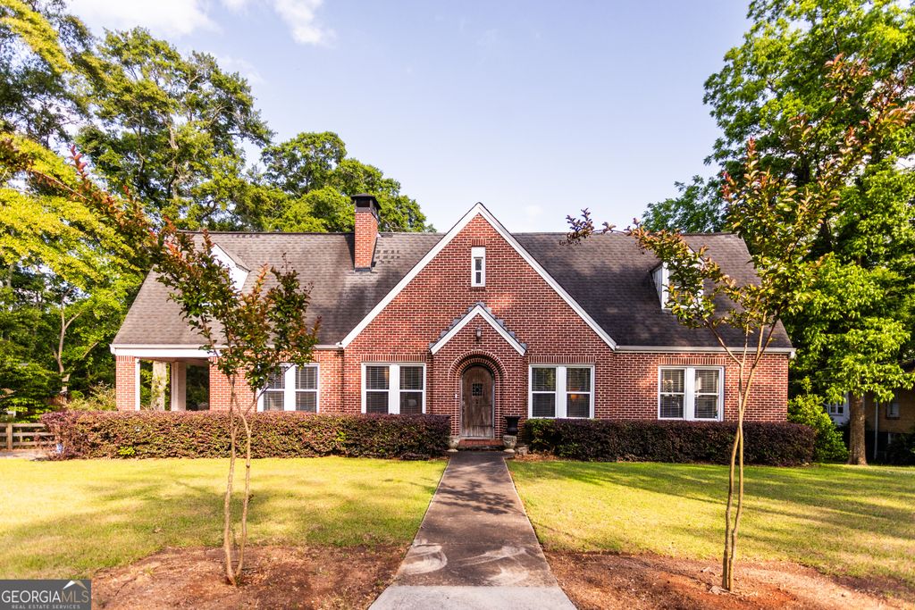 Photo of 346 N Cherokee Road, Social Circle, GA 30025 (MLS # 10760432)