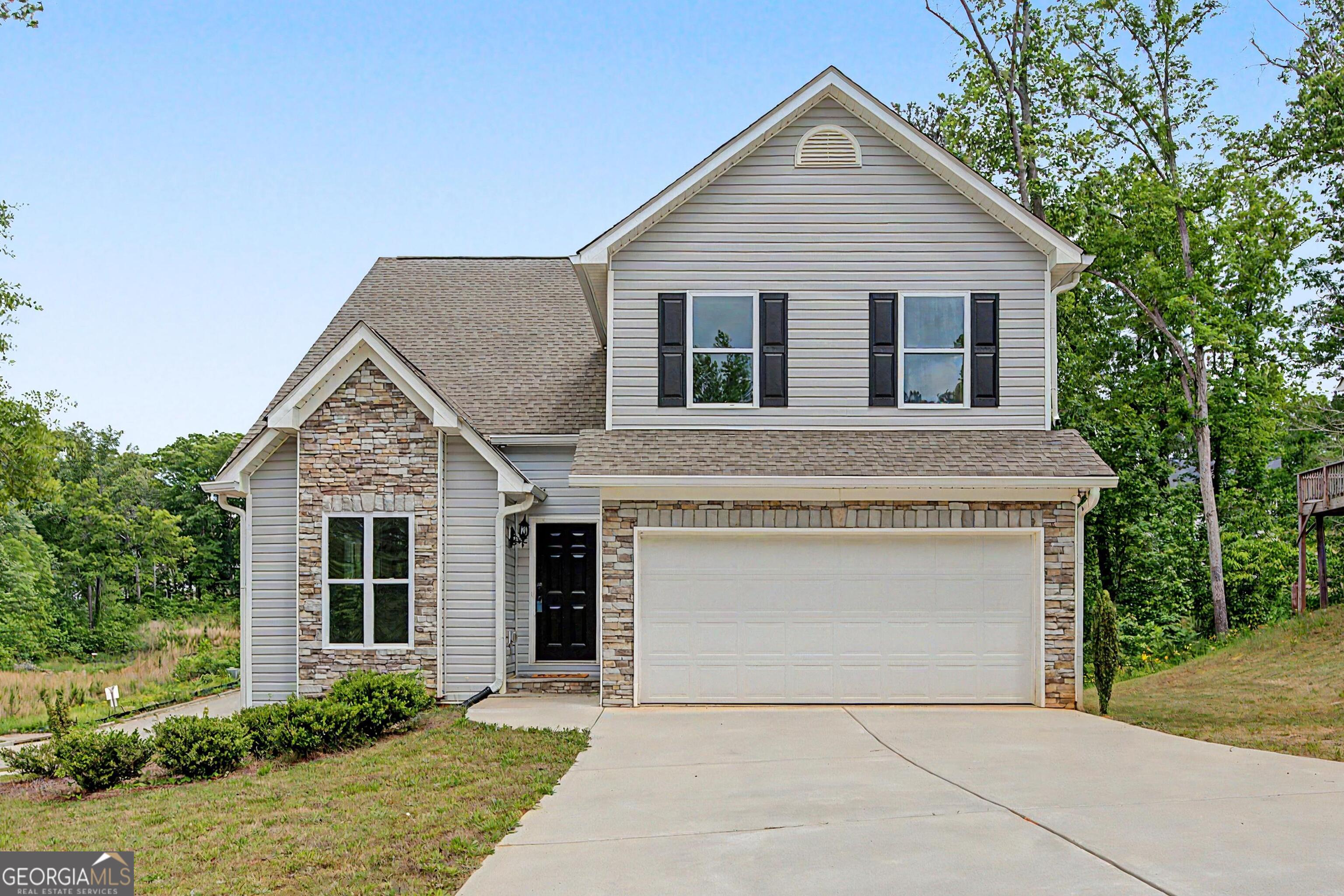 102 Woodside CT