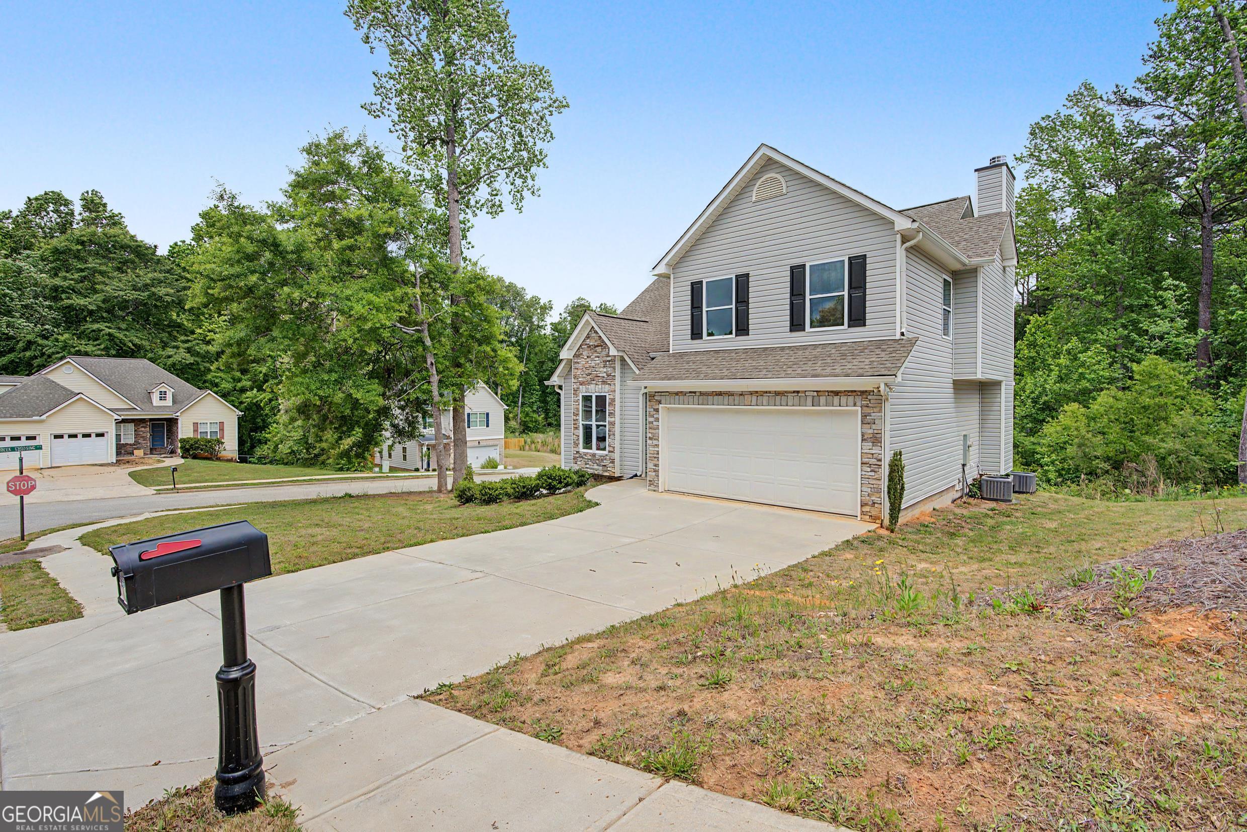 102 Woodside CT