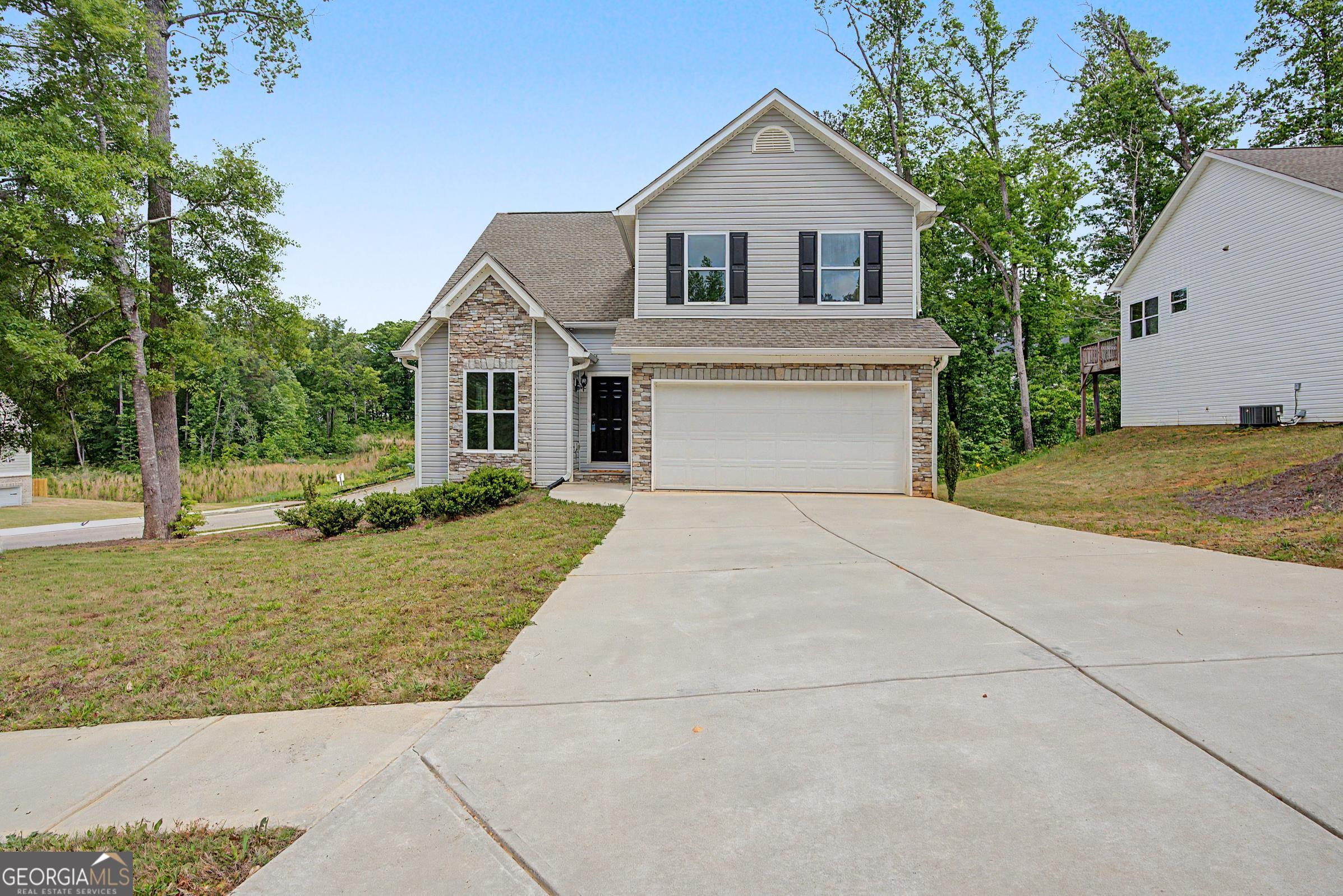 102 Woodside CT