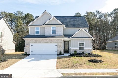 A home in Dacula