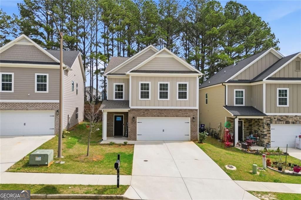 241 Bethany Manor CT