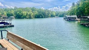 8190 OLD MILL DR