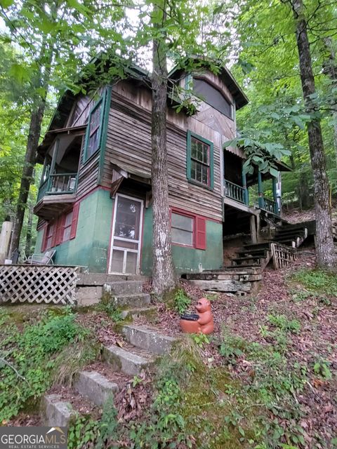 Cabin in Clarkesville GA 816 Yonah Lake.jpg