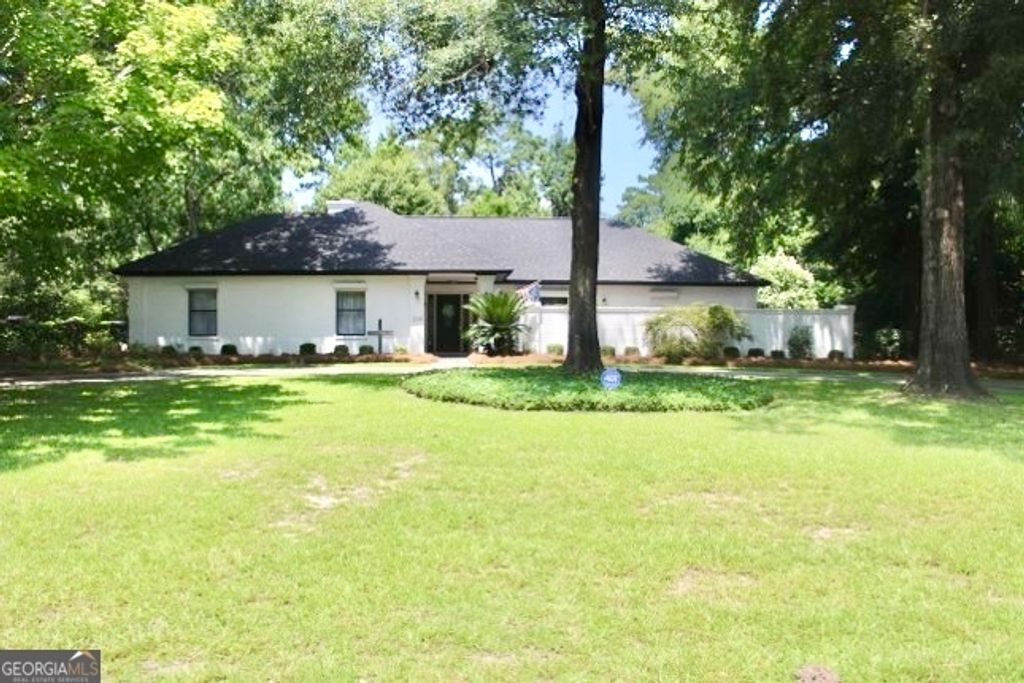 Photo of 234 Ridge Circle, Dublin, GA 31021 (MLS # 10676793)