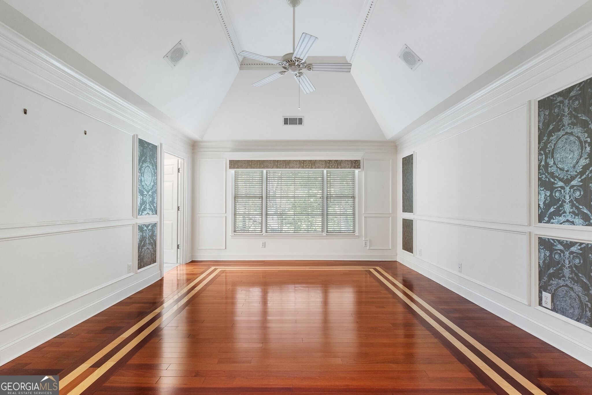 Nesbit Lakes - Residential