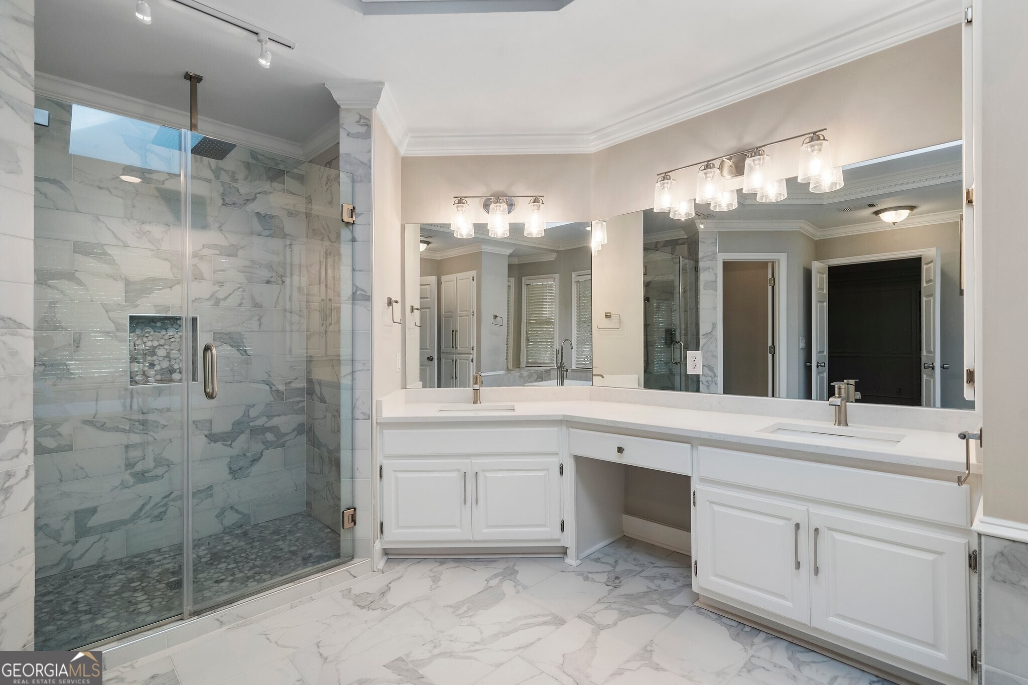 Nesbit Lakes - Residential