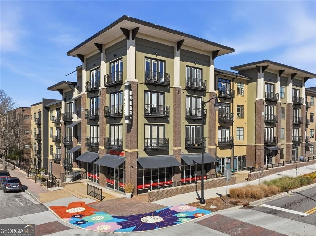Photo of 5300 Peachtree Road #2604, Atlanta, GA 30341 (MLS # 10769150)