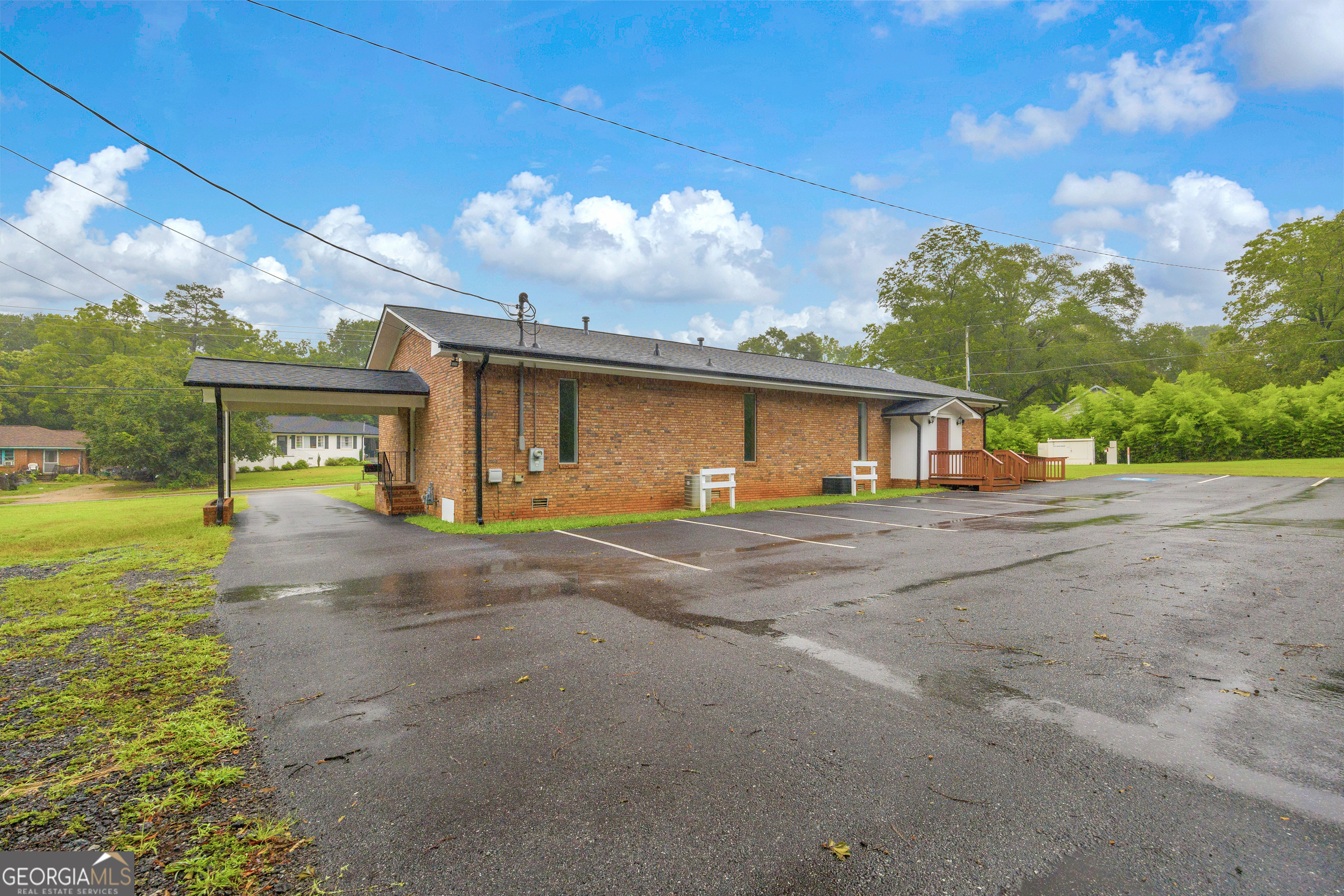 975 Oglethorpe AVE
