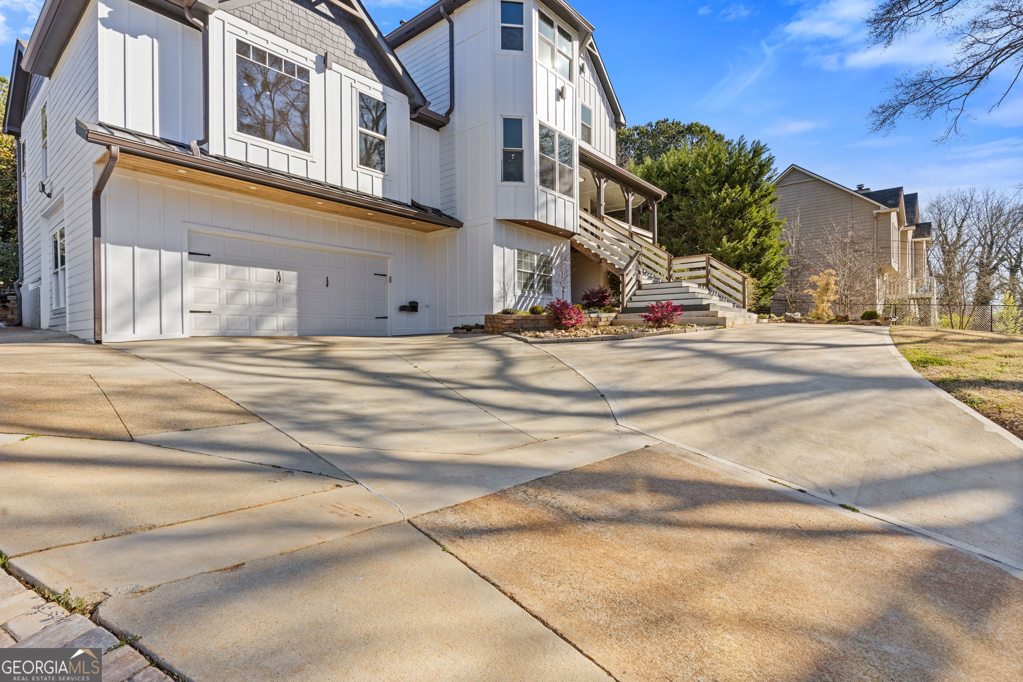 695 OLD PEACHTREE RD