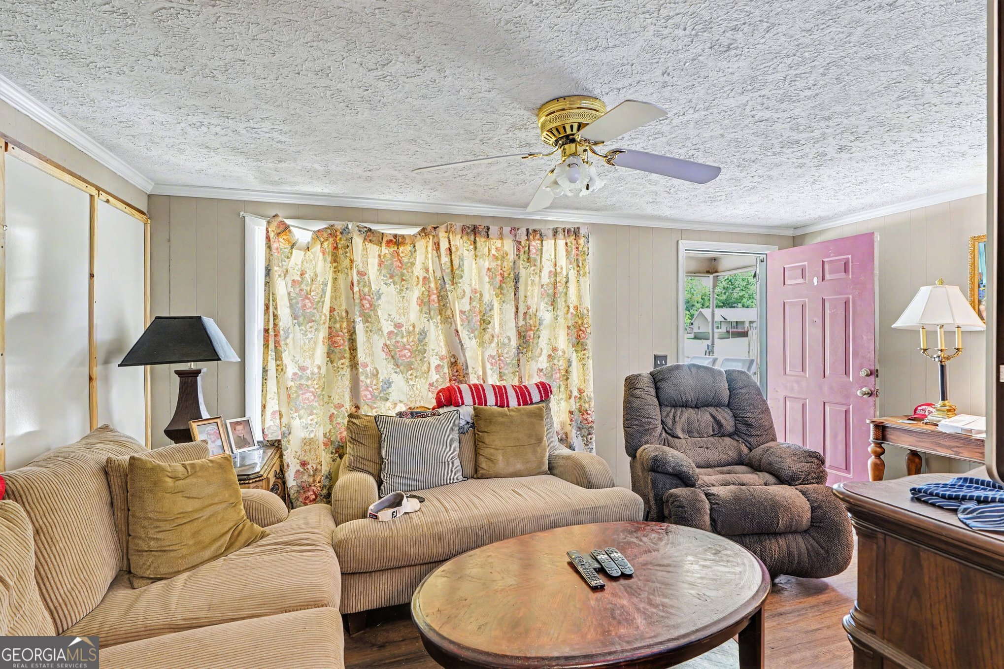 137 Taylor RD
