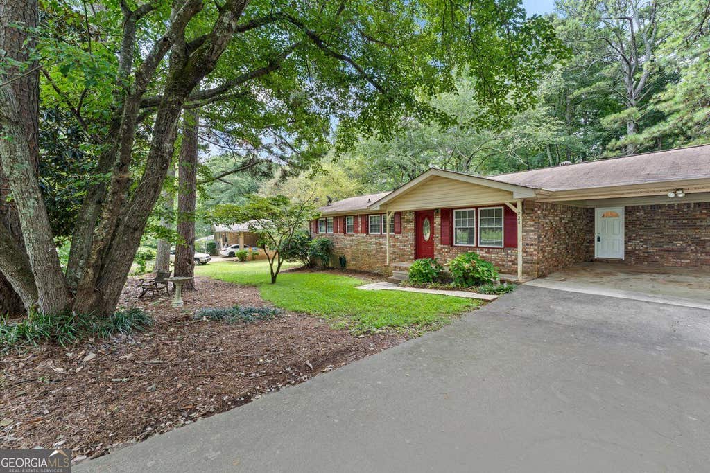 Photo of 224 Spanish Trails Way, Dallas, GA 30157 (MLS # 10820882)