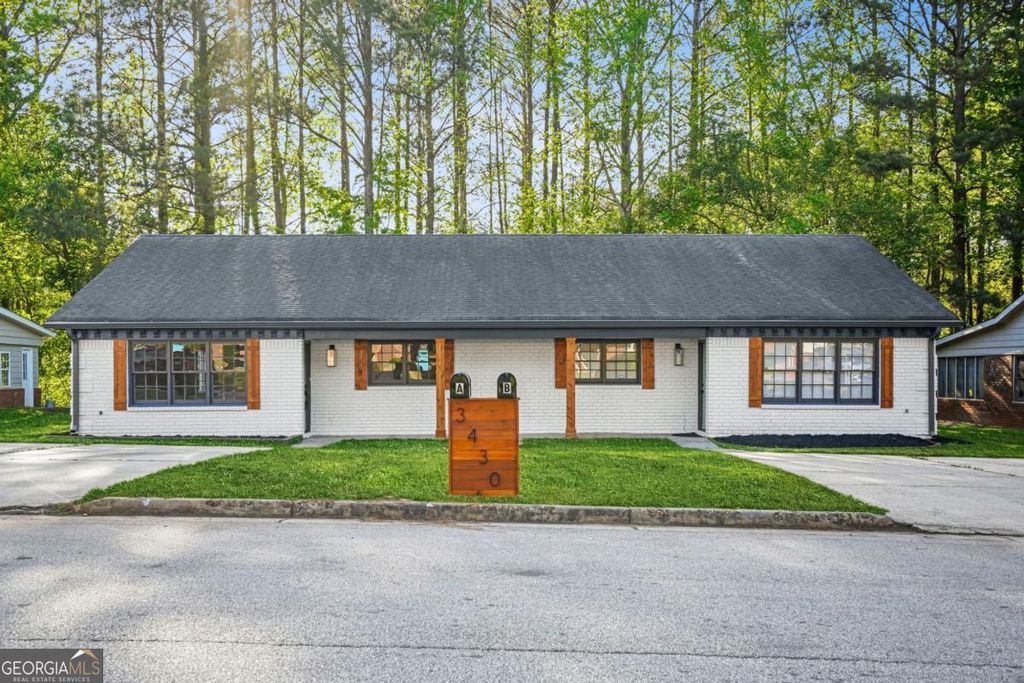 Photo of 3430 Southgate Trail SE, Conyers, GA 30013 (MLS # 10730438)