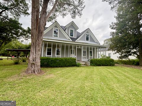 A home in Eastman