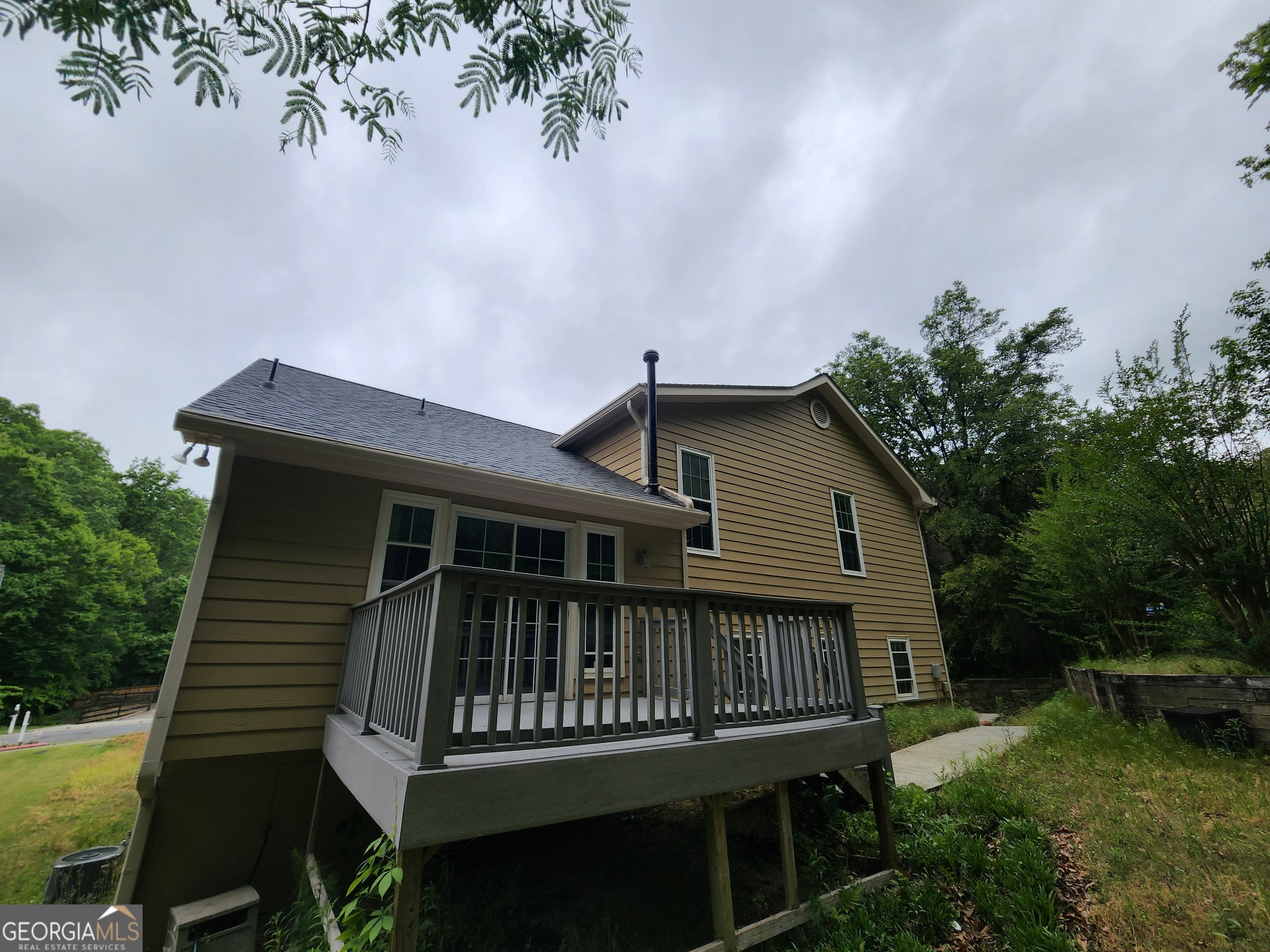 5705 Glandor DR SE