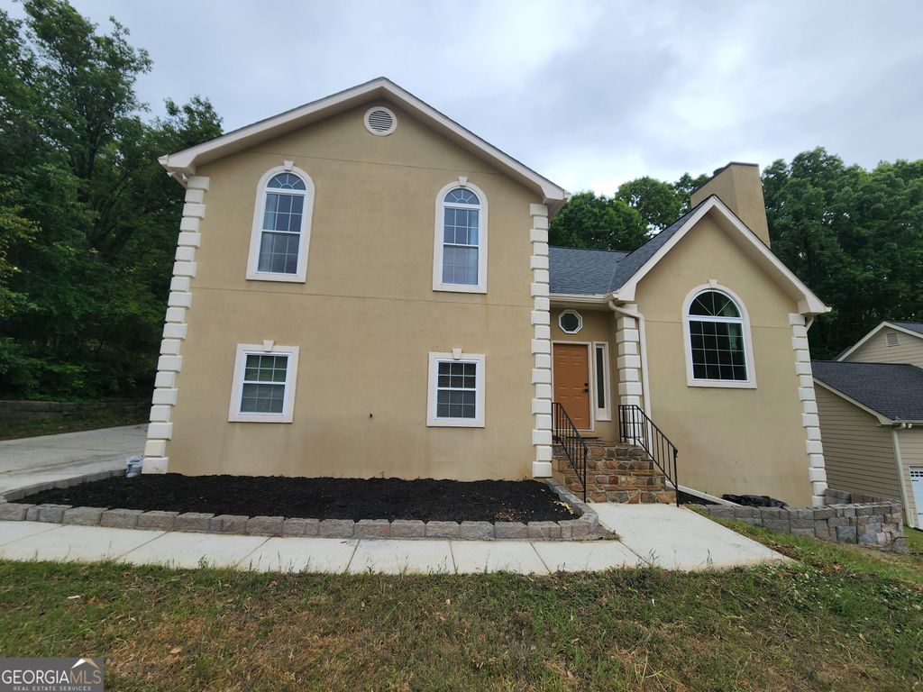 Photo of 5705 Glandor Drive SE, Mableton, GA 30126 (MLS # 10741381)