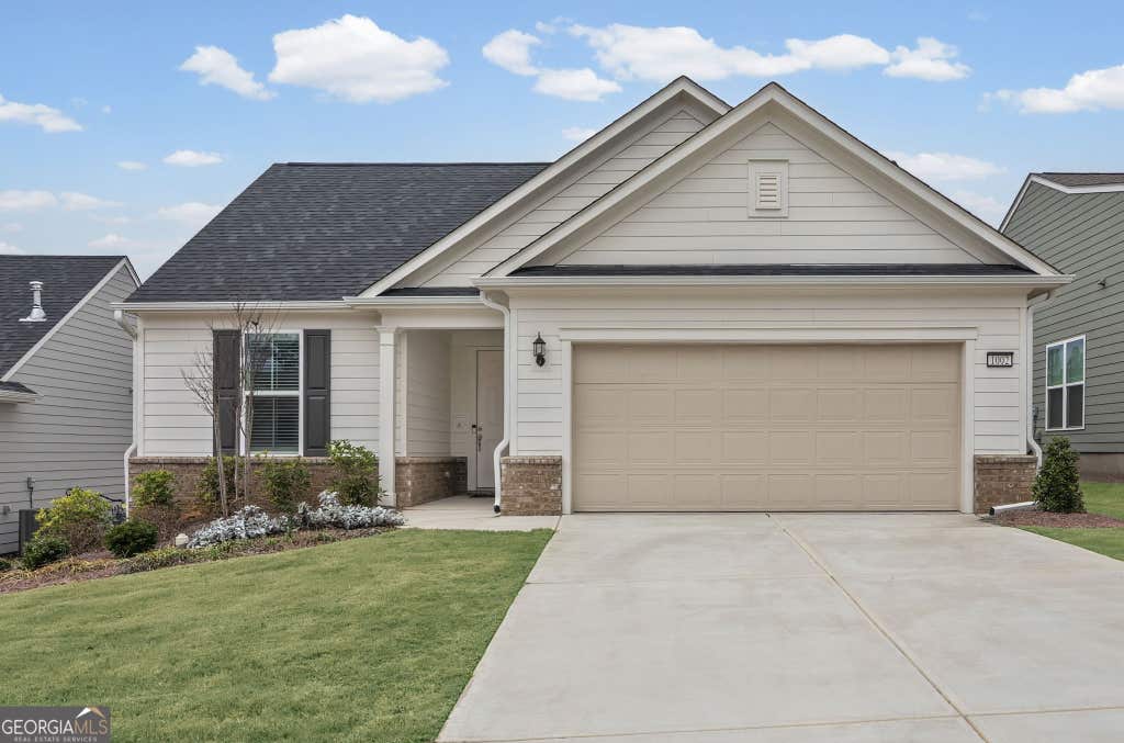 Photo of 1002 Dirr Drive, Griffin, GA 30223 (MLS # 10826768)