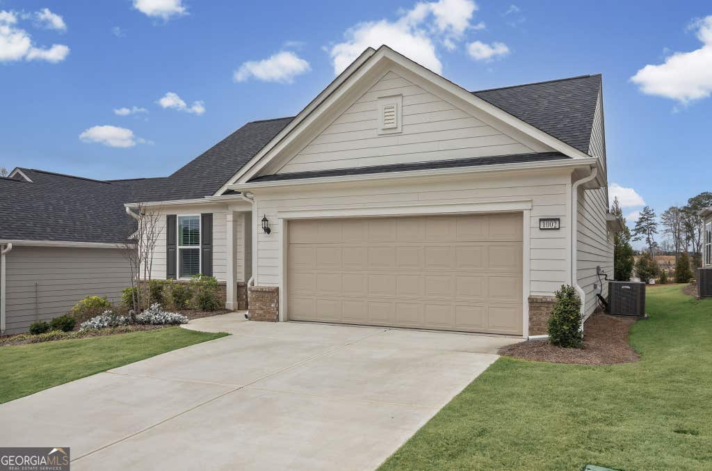 Photo of 1002 Dirr Drive, Griffin, GA 30223 (MLS # 10826768)