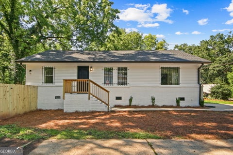 Photo of 110 Howell Drive SW, Atlanta, GA 30331 (MLS # 10778895)