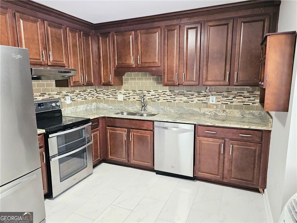 Corner Oak - Residential