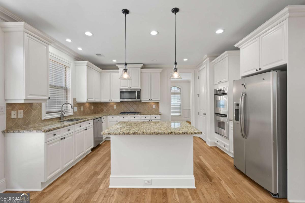 319 Barbados LN
