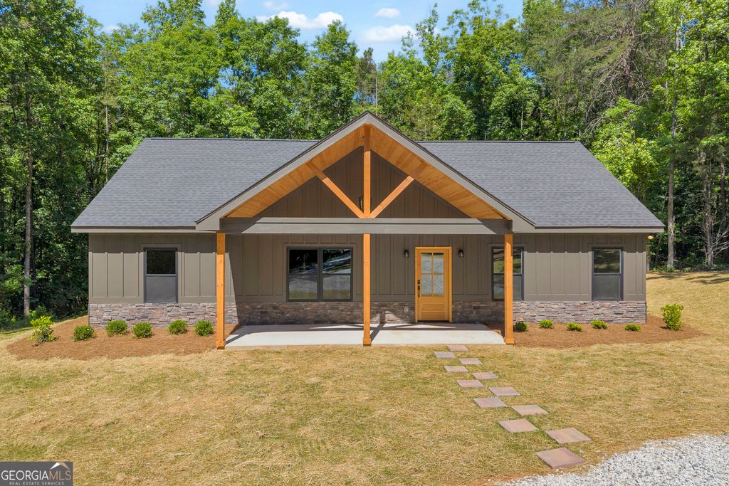 Photo of 390 Champayne Trail, Hartwell, GA 30643 (MLS # 10765800)