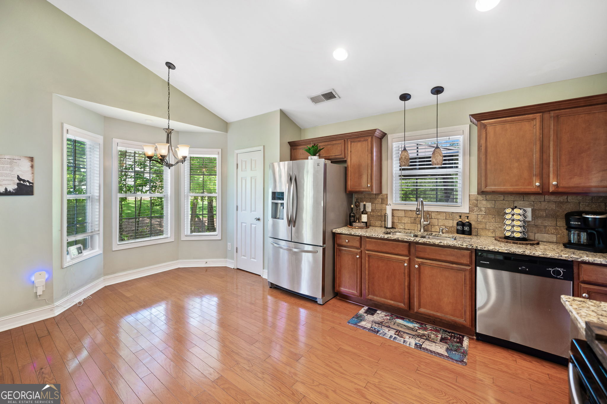 158 Principal Meridian DR