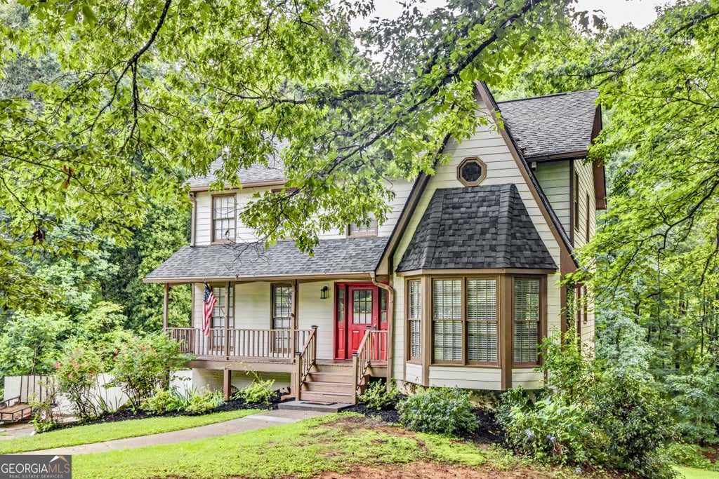 Photo of 1033 Atherton Lane, Woodstock, GA 30189 (MLS # 10783729)