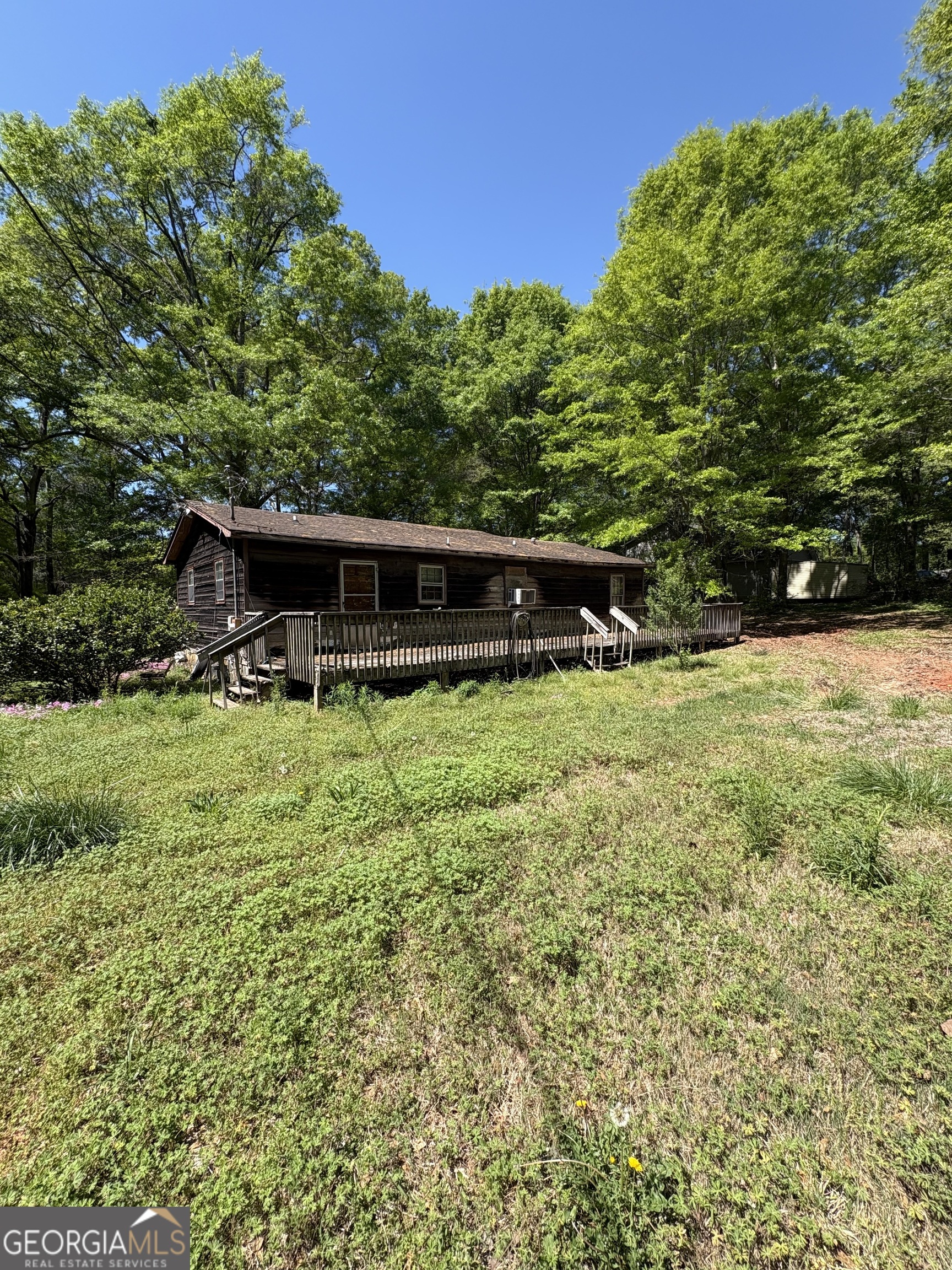2387 Highway 16 W