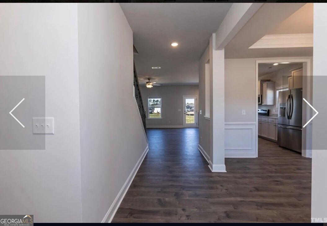 606 Walnut Creek PKWY