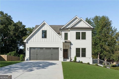 Photo of 2425 Elmwood Circle, Atlanta, GA 30339 (MLS # 10875059)