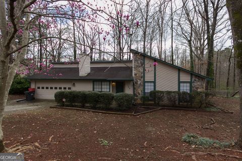 Photo of 765 Oxford Hall Drive, Lawrenceville, GA 30044 (MLS # 10658597)