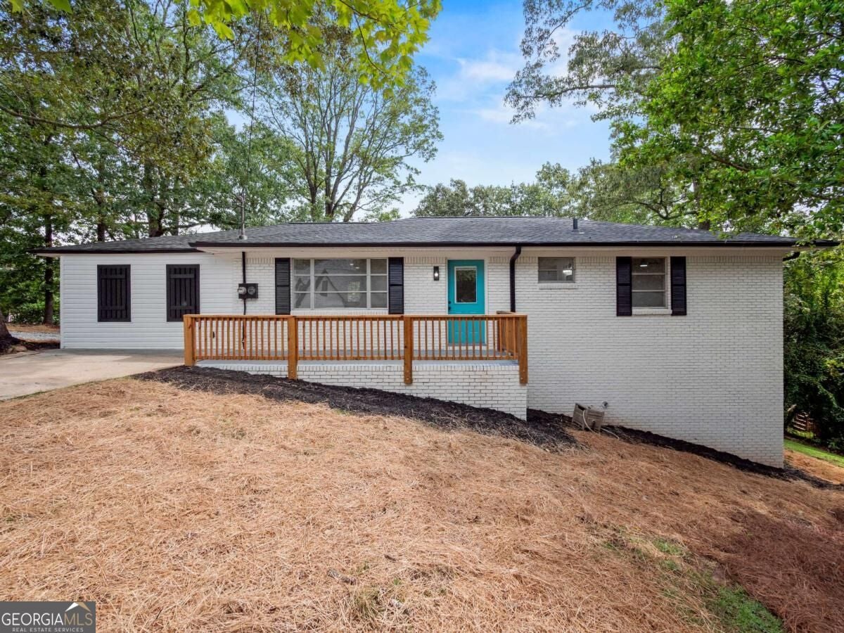 3343 Barry LN