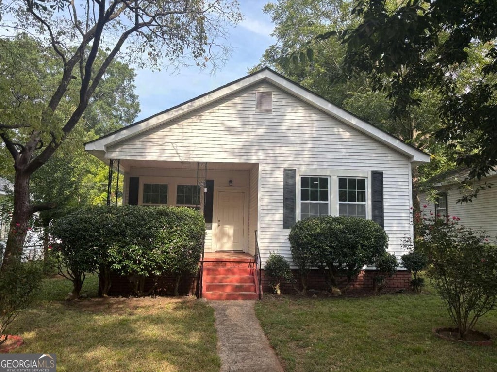 Photo of 8 Akron Street, Cartersville, GA 30120 (MLS # 10837873)